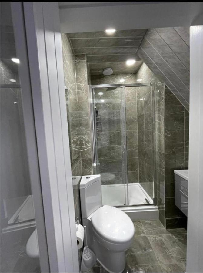 Entire 5 Star Luxury Whalley House Wifi Tv Luxury Μπέρνλεϊ Εξωτερικό φωτογραφία